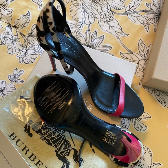 NIB Burberry Leopard Animal Calf Leather Cidnay Pink Fuschia Heels Sandals 39 - Picture 4 of 9